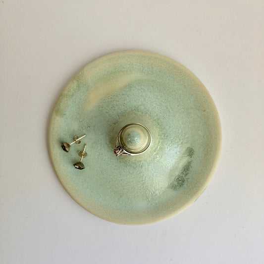 Ring holder / jewellery dish ~ sea breeze