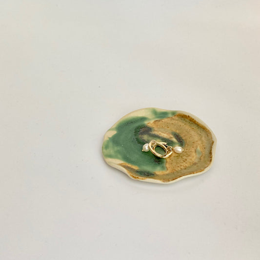 Trinket dish ~ green/yellow