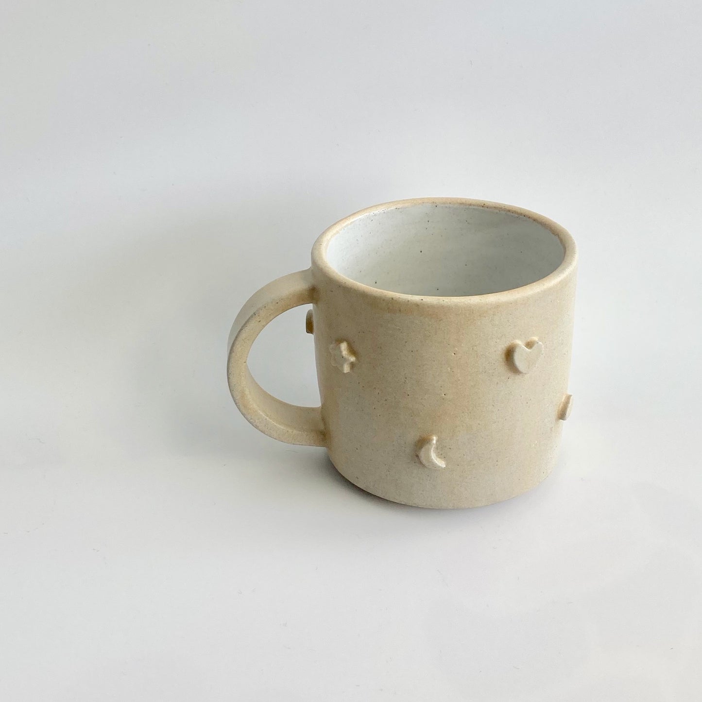 Mug ~ lucky charm (oatmeal & white)